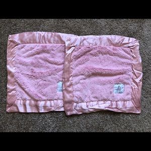 Little Giraffe security Blankets